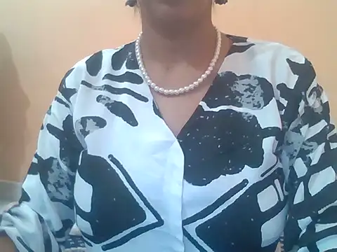 Snapshot of Anna_gougeous chatting on 25, 6, 2026 Anna gougeous online show from 25, 6, 2026