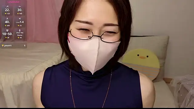 Momo hip online show from 8, 7, 2026