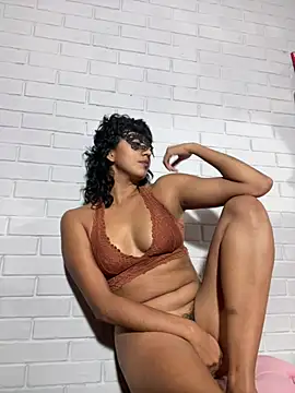 Snapshot of moonightchill chatting on 5, 6, 2026 moonightchill online show from 5, 6, 2026