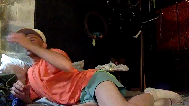 Snapshot of thierrybae chatting on 15, 7, 2026 thierrybae online show from 15, 7, 2026