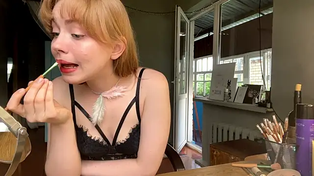 LollyAngel online show from 28, 6, 2026