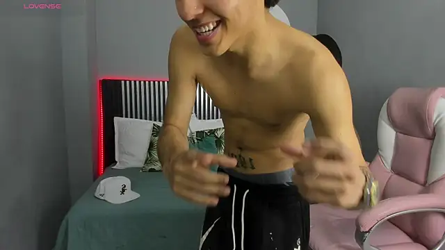 Axel Mendozaa online show from 9, 6, 2026