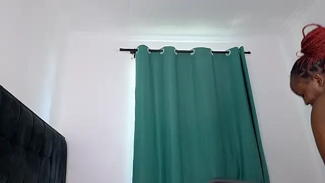 Snapshot of Fluffy_Pillows chatting on 15, 6, 2026 Fluffy Pillows online show from 15, 6, 2026