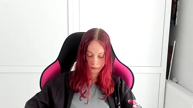 Snapshot of Skylar_spring chatting on 9, 6, 2026 Skylar spring online show from 9, 6, 2026