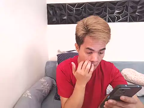 Snapshot of yourmikexxx chatting on 14, 7, 2026 yourmikexxx online show from 14, 7, 2026