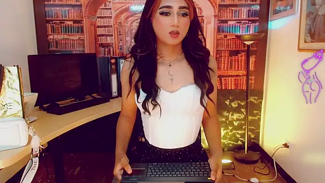 Kimberly Lopez online show from 12, 6, 2026