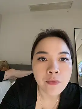 qianduoduo521 online show from 14, 7, 2026