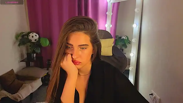 Bella  Kallen online show from 29, 6, 2026