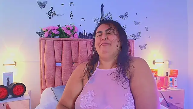 Mia Hony online show from 10, 7, 2026