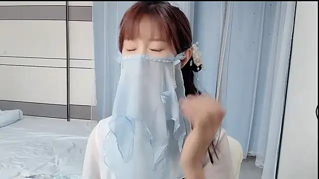 Vivi2222vivi online show from 17, 6, 2026