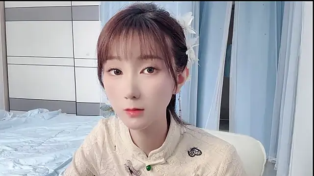 Vivi2222vivi online show from 19, 6, 2026