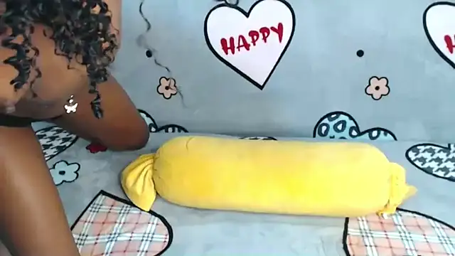 Snapshot of Ebonypetty001 chatting on 7, 7, 2026 Ebonypetty001 online show from 7, 7, 2026