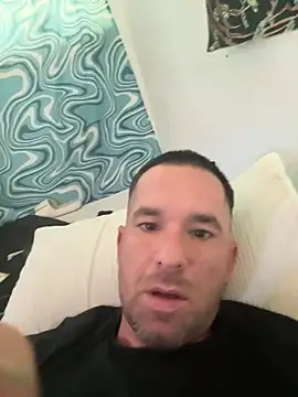 Snapshot of b-machine chatting on 18, 7, 2026 b-machine online show from 18, 7, 2026