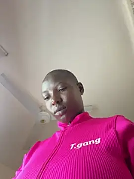 Snapshot of madam-Emma chatting on 5, 7, 2026 madam-Emma online show from 5, 7, 2026