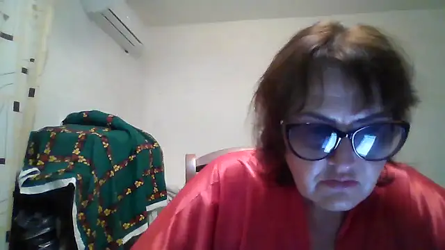 Snapshot of ErikaXShine chatting on 26, 6, 2026 ErikaXShine online show from 26, 6, 2026