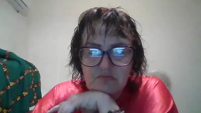 Snapshot of ErikaXShine chatting on 27, 6, 2026 ErikaXShine online show from 27, 6, 2026