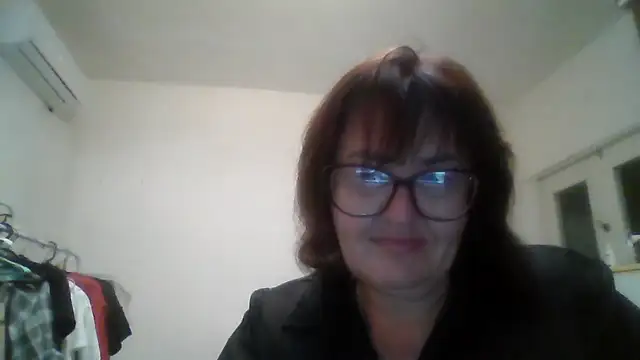Snapshot of ErikaXShine chatting on 19, 7, 2026 ErikaXShine online show from 19, 7, 2026