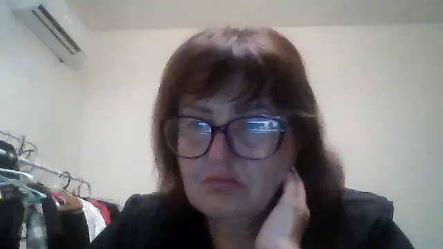 Snapshot of ErikaXShine chatting on 20, 7, 2026 ErikaXShine online show from 20, 7, 2026