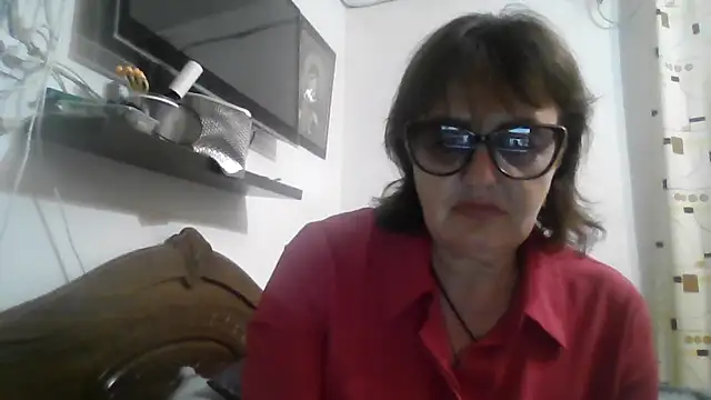 Snapshot of ErikaXShine chatting on 31, 7, 2026 ErikaXShine online show from 31, 7, 2026