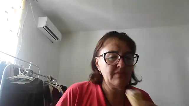 Snapshot of ErikaXShine chatting on 2, 8, 2026 ErikaXShine online show from 2, 8, 2026