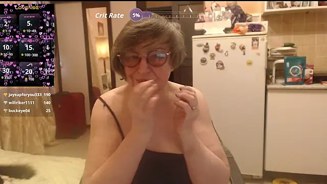 Snapshot of Sharon_Amore chatting on 9, 5, 2026 Sharon Amore online show from 9, 5, 2026