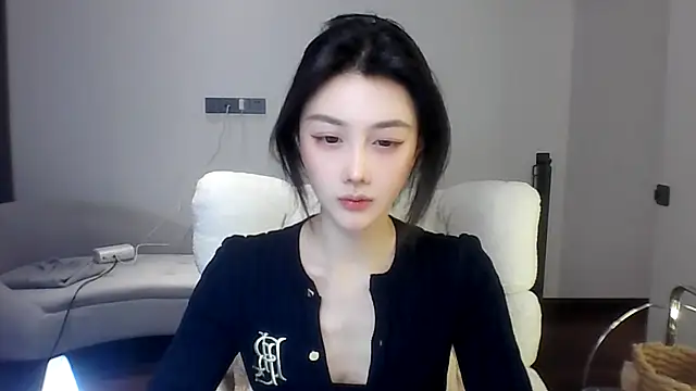 SylvieMaya online show from 13, 6, 2026