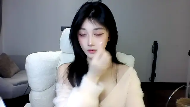 SylvieMaya online show from 23, 7, 2026