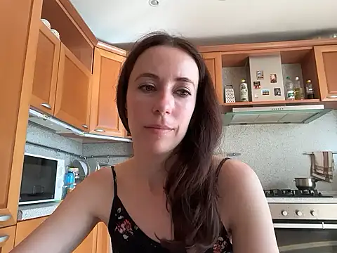 Snapshot of Flamingo_Queen chatting on 2, 7, 2026 Flamingo Queen online show from 2, 7, 2026