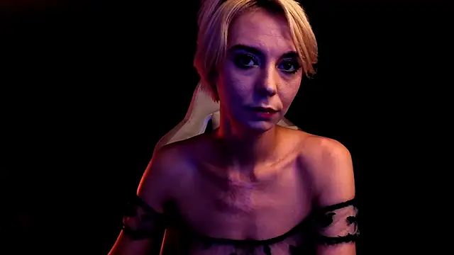 Blondice ann online show from 27, 7, 2026