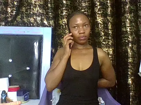 Snapshot of Lovey_daisy15 chatting on 2, 7, 2026 Lovey daisy15 online show from 2, 7, 2026