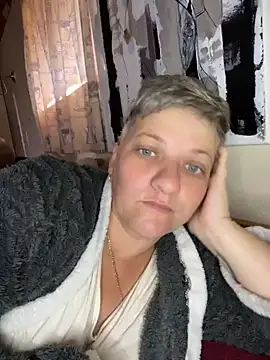 Snapshot of blueiceeyes chatting on 3, 7, 2026 blueiceeyes online show from 3, 7, 2026