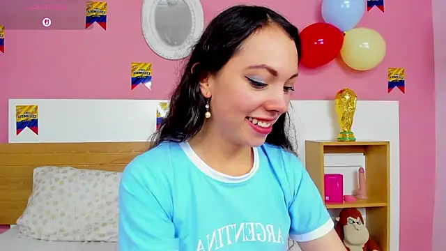 Snapshot of AshleyBenoitt chatting on 16, 6, 2026 AshleyBenoitt online show from 16, 6, 2026