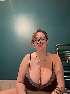 Snapshot of alexia_tacrush chatting on 25, 6, 2026 alexia tacrush online show from 25, 6, 2026