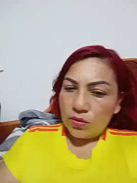 Agata Traviesa online show from 24, 6, 2026