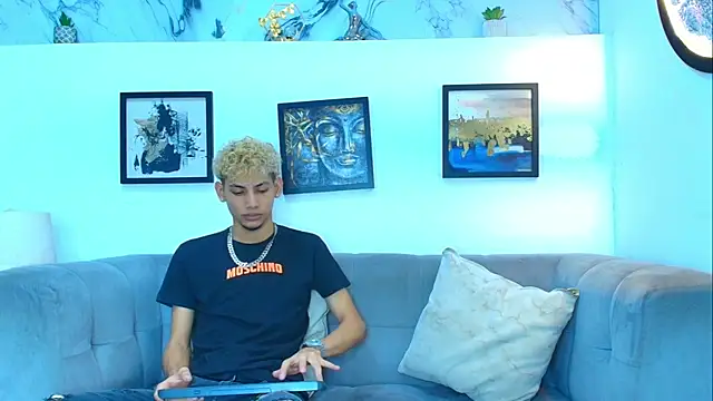 Hot skinny guys online show from 26, 7, 2026