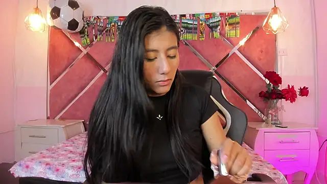 Carla Alvez online show from 20, 6, 2026