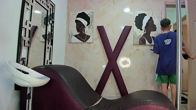 BLACK AND WHITET online show from 18, 6, 2026