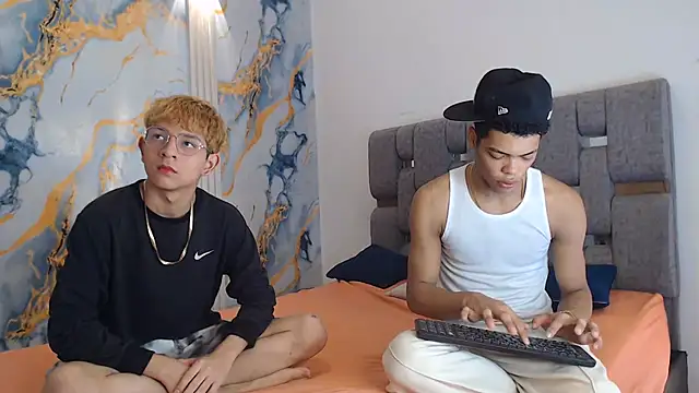 BLACK AND WHITET online show from 22, 7, 2026