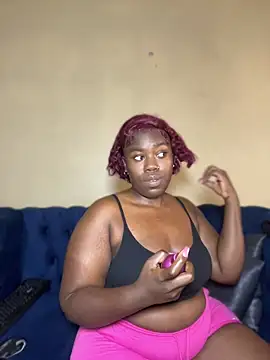Snapshot of BigBootyBrie01 chatting on 20, 7, 2026 BigBootyBrie01 online show from 20, 7, 2026