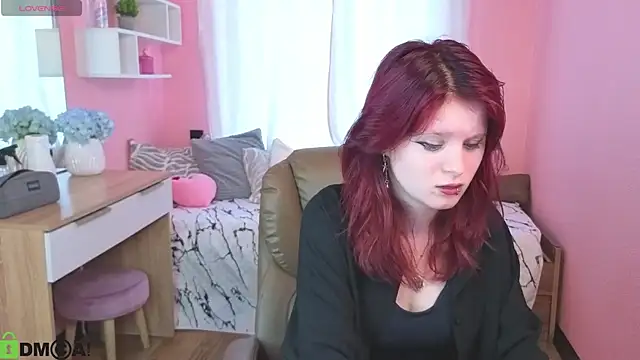 Snapshot of Fox__Cute chatting on 9, 7, 2026 Fox Cute online show from 9, 7, 2026