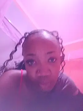 Busty Andieee online show from 15, 6, 2026