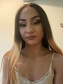 Snapshot of LioraX69 chatting on 13, 6, 2026 LioraX69 online show from 13, 6, 2026