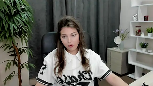 Snapshot of AsiaBohall chatting on 15, 6, 2026 AsiaBohall online show from 15, 6, 2026