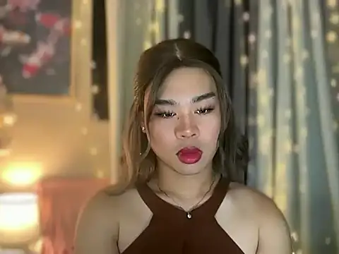 Horny HoneyX online show from 5, 7, 2026