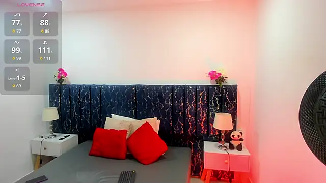 Mariana Smiith  online show from 27, 6, 2026
