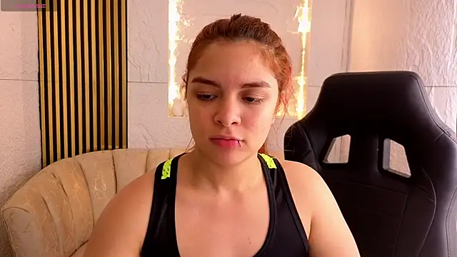 Snapshot of sofia_red_cn chatting on 8, 7, 2026 sofia red cn online show from 8, 7, 2026