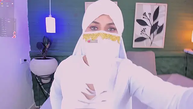 Snapshot of aisha_k chatting on 5, 7, 2026 aisha k online show from 5, 7, 2026