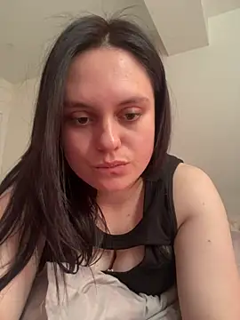 KiraLove777 online show from 10, 6, 2026