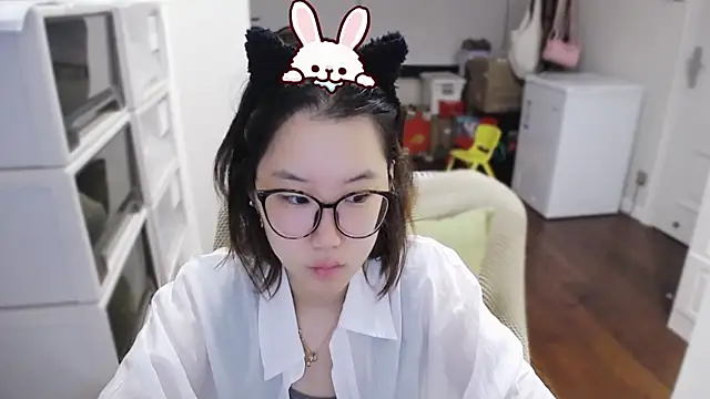 xiaoxiong-99 online show from 12, 6, 2026