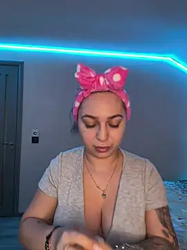 Snapshot of xLexi chatting on 21, 7, 2026 xLexi online show from 21, 7, 2026